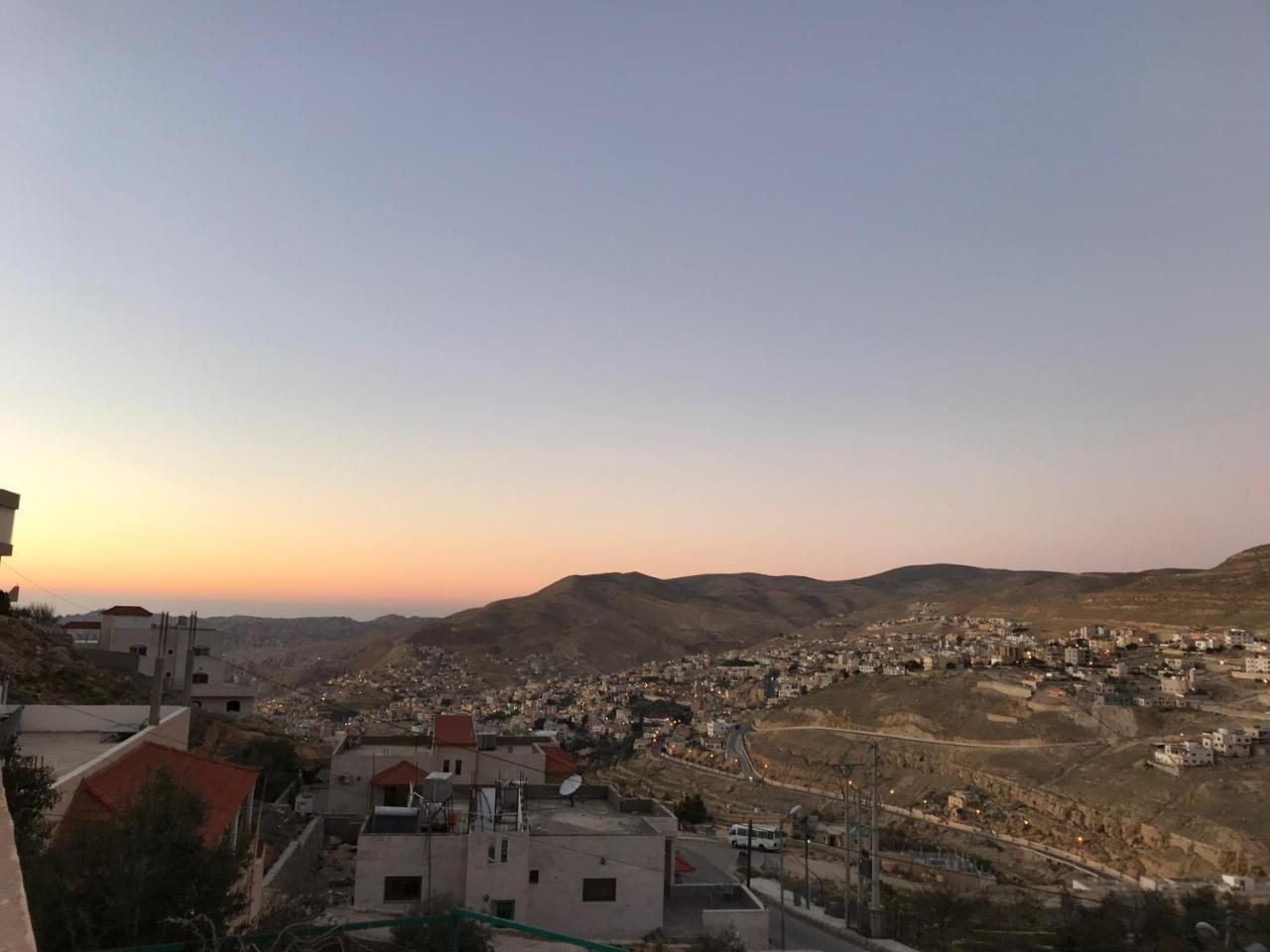 Hotel Panoramic View Wadi Musa Exterior foto